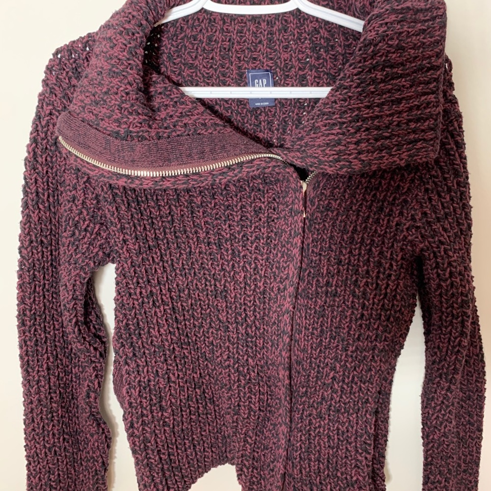 Zip-up Sweater - Picture 2 of 2